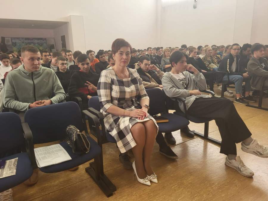 В Альметьевском районе для молодогвардейцев провели лекцию о вреде наркотиков
